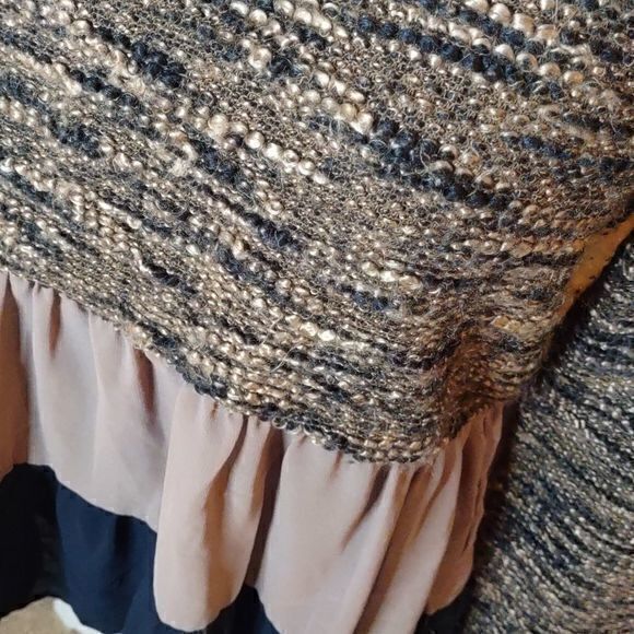 Entro Woven Layered Peplum Top Navy and Cocoa Sz S - Picture 2 of 11